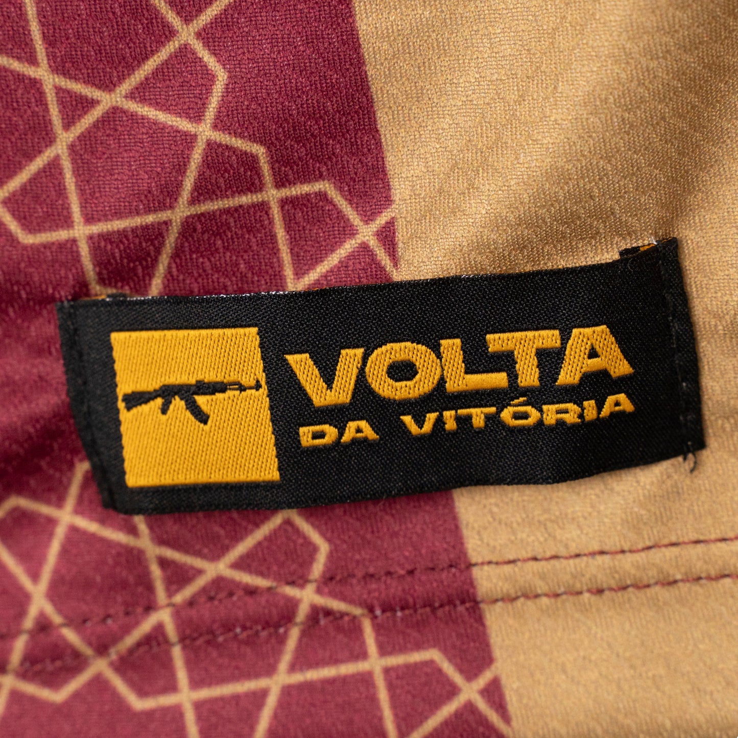 Camiseta Rapper Don L Rpa 2 Vinho E Ouro